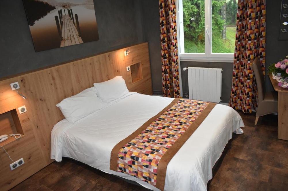 Logis Hotel Beau Site Loubaresse  Ngoại thất bức ảnh